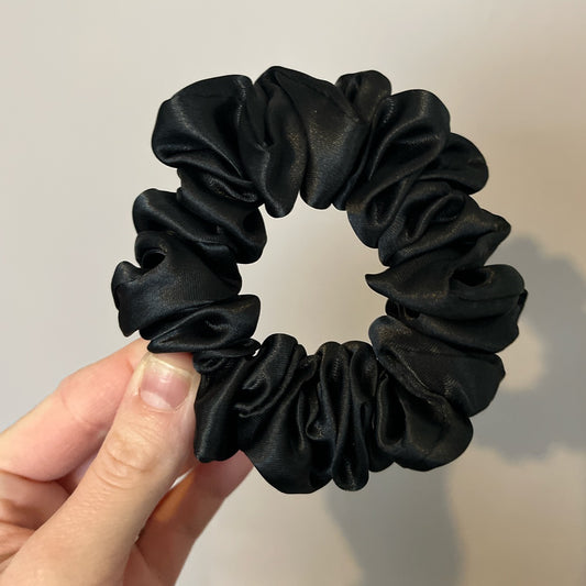 Black small scrunchie