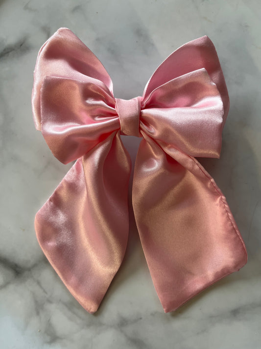 Baby pink hair bow clip